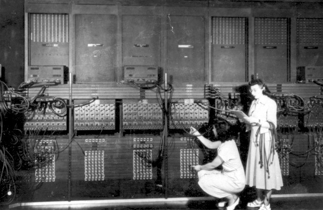 Photographie de l'Electronic Numerical Integrator and Computer (ENIAC)