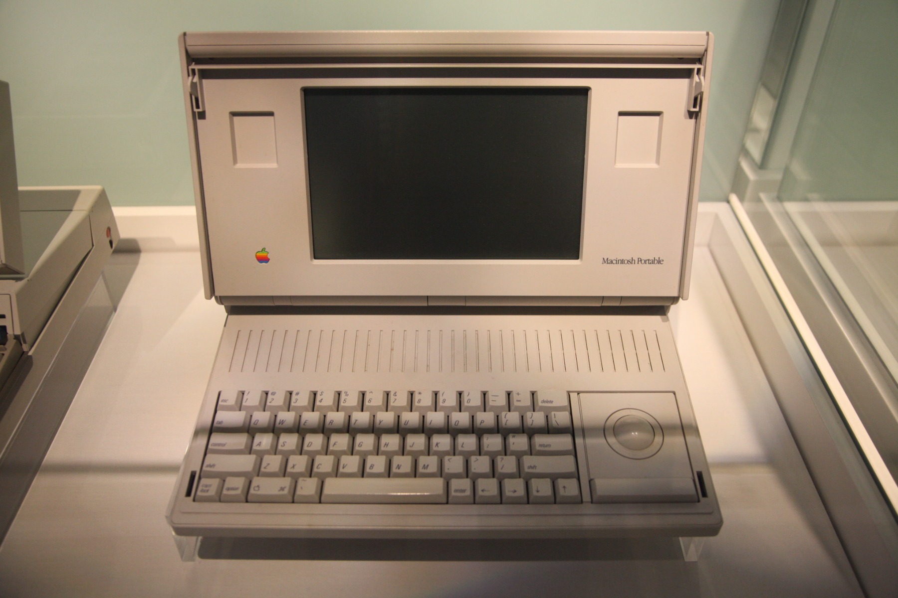 Photographie du MacIntosh portable