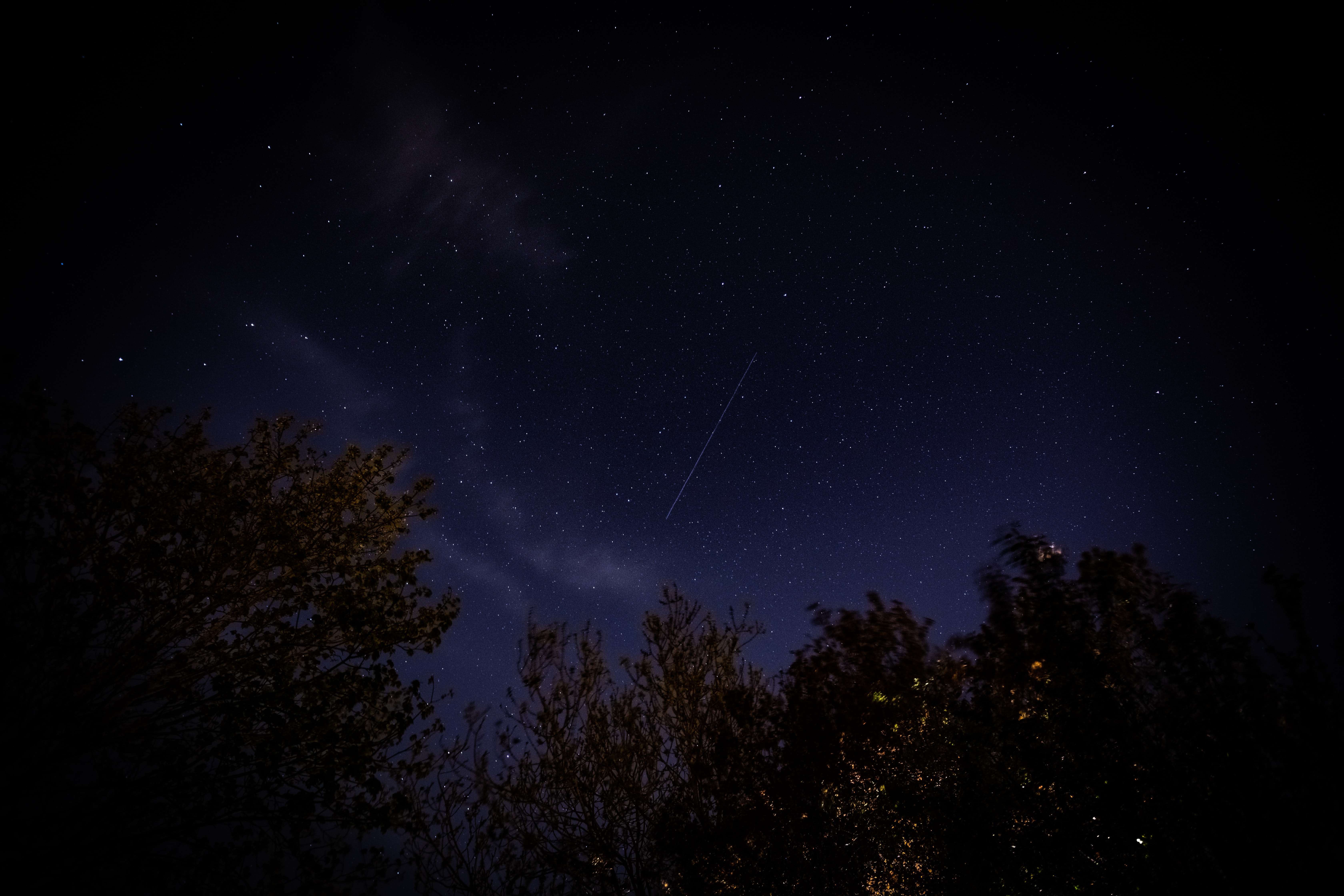 Vue à l'oeil nu constellation Starlink